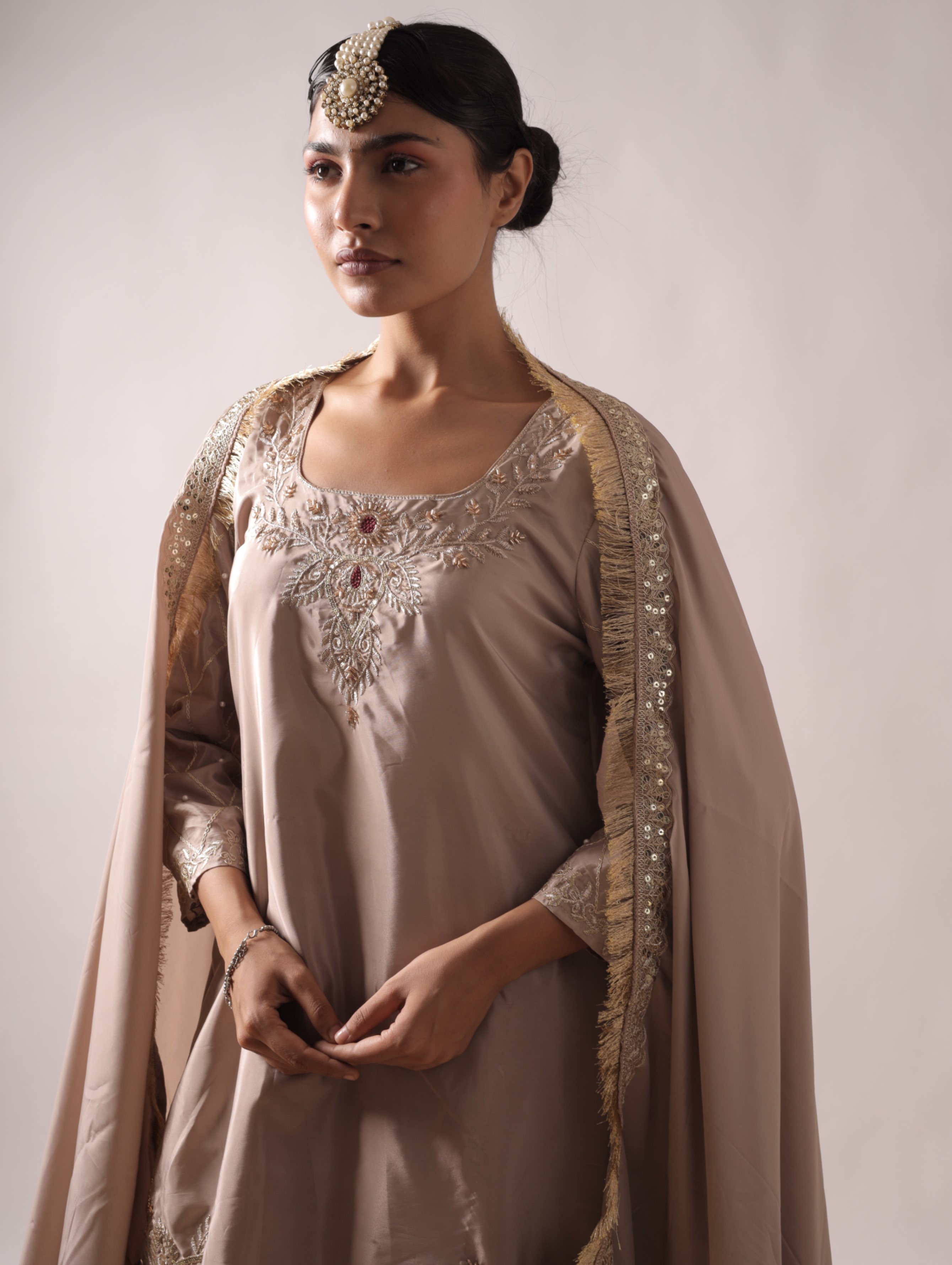 Zareen – Taupe-Golden Embroidered Set